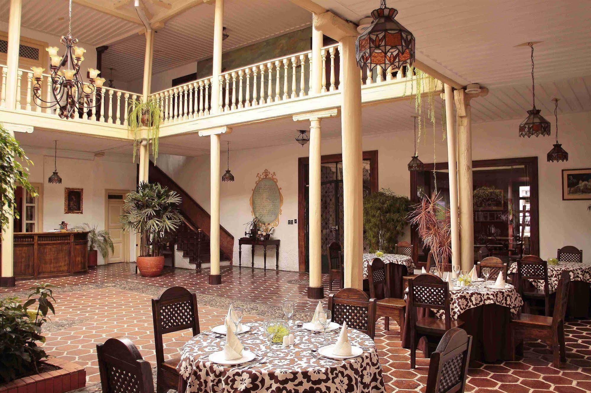 Hotel Inca Real Куенка Екстер'єр фото